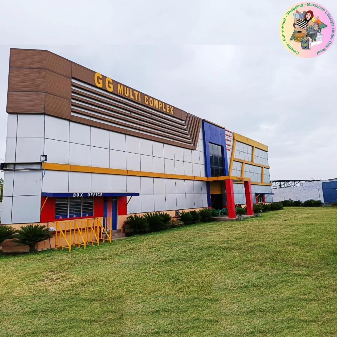 G G Multi Complex Hotell Meerut Eksteriør bilde